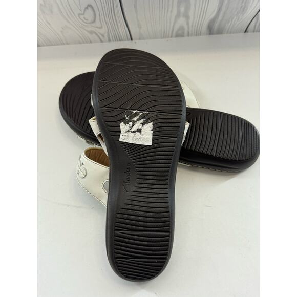 CLARKS Women White LAURIEANN Cove Slip On WIDTH SLIP ON SANDALS, Size 9.5 - Picture 5 of 6